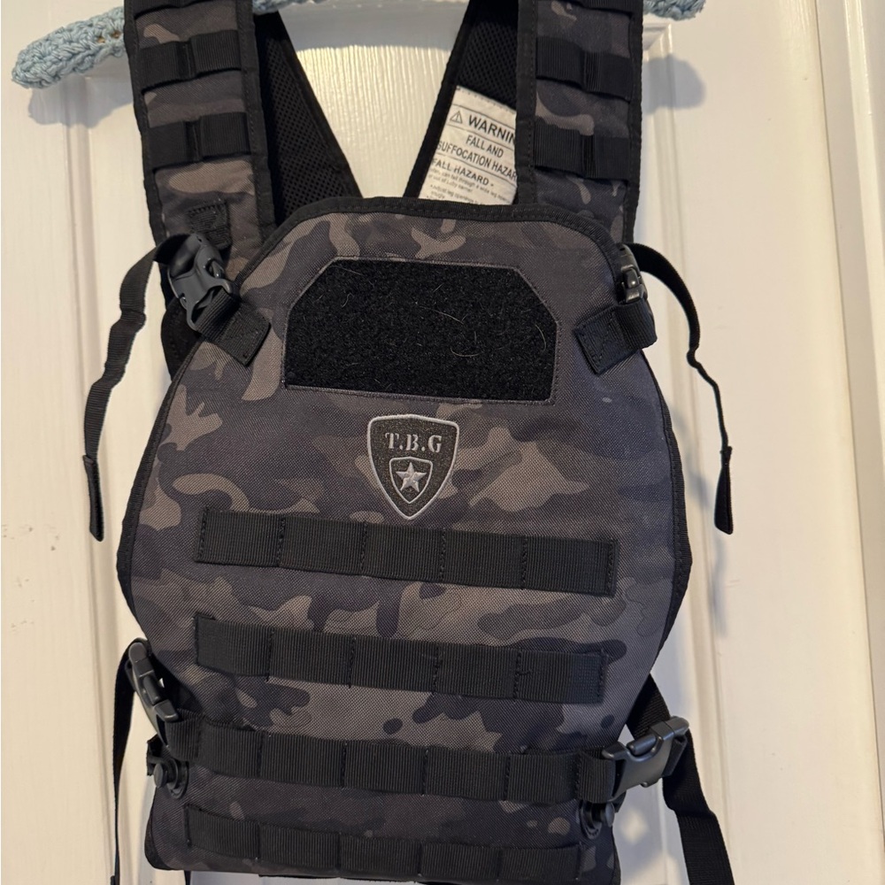 Kids Tactical Vest - Black Camo